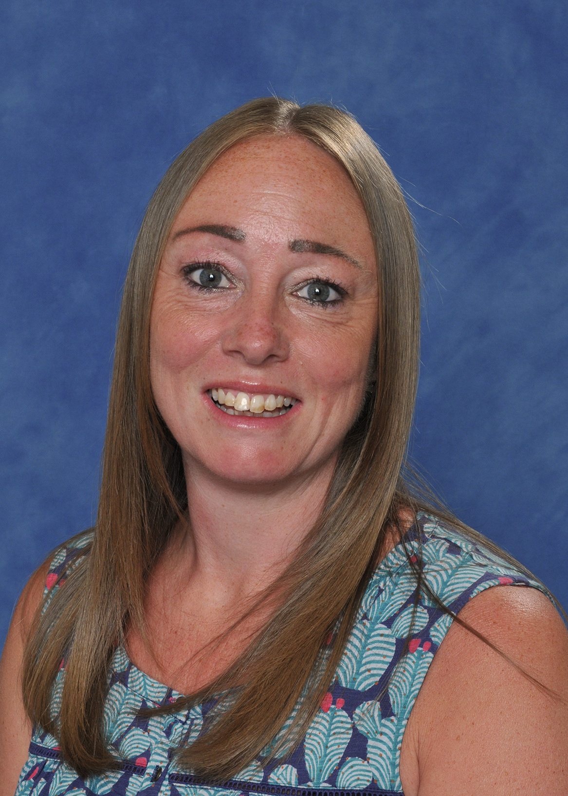 Mrs Kate Lomas